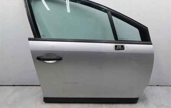 Citroen C4 I Front door 