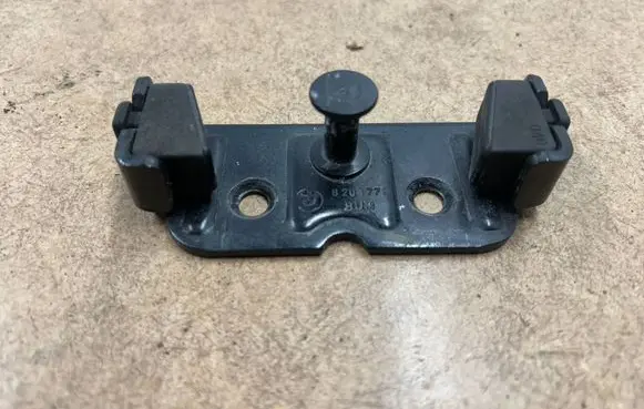 BMW 3 E46 Tailgate check strap stopper 51248203771 8203771 51247840618