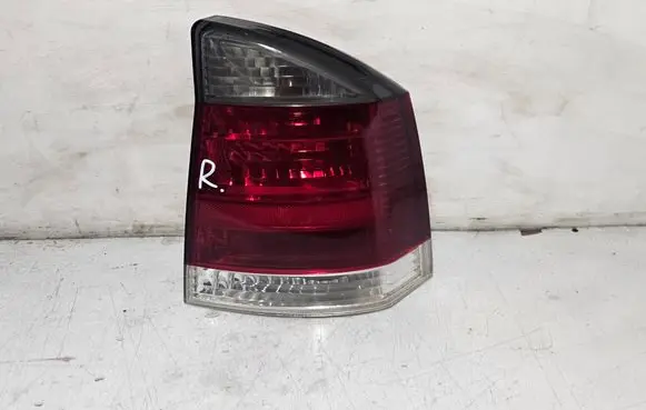 Opel Vectra C Rear/tail lights E131901