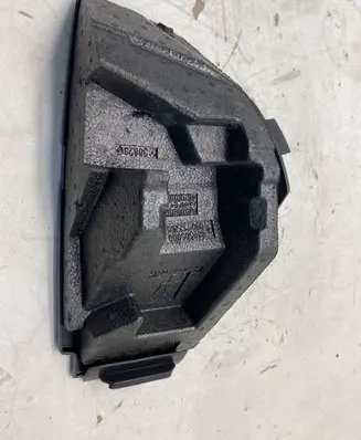 Maserati Levante Trunk sound insulation 670032149