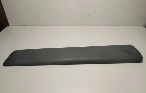 Opel Vivaro Front door trim (molding) 8200036086 91165345