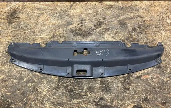 Mitsubishi L200 Radiator trim 7403A314