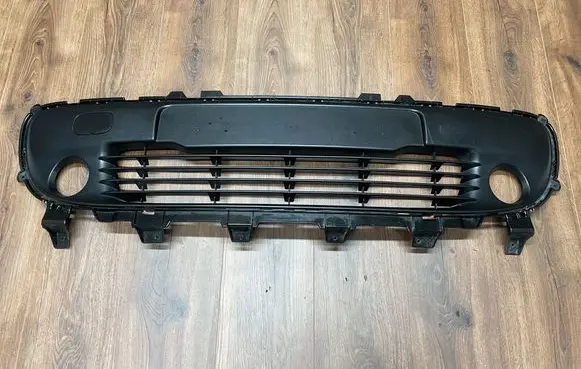 Renault Twingo III Front grill 622542640R