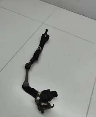 Headlight level adjustment motor