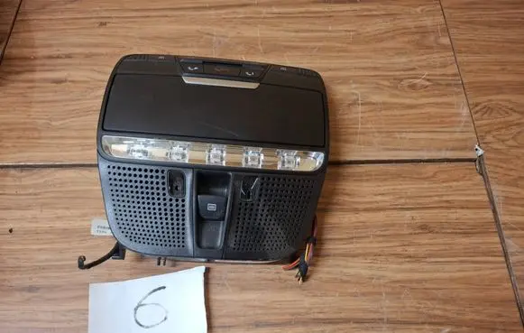 Mercedes-Benz GLC X253 C253 Front seat light A0009008407