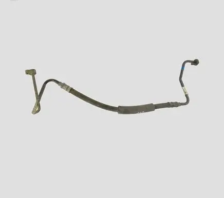 Volvo V70 Air conditioning (A/C) pipe/hose 08687569