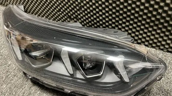 KIA Ceed Headlight/headlamp J792111020 2109163101S