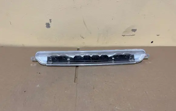 Mercedes-Benz SL R231 Third/center stoplight A2189062300 024800903 2R00F877