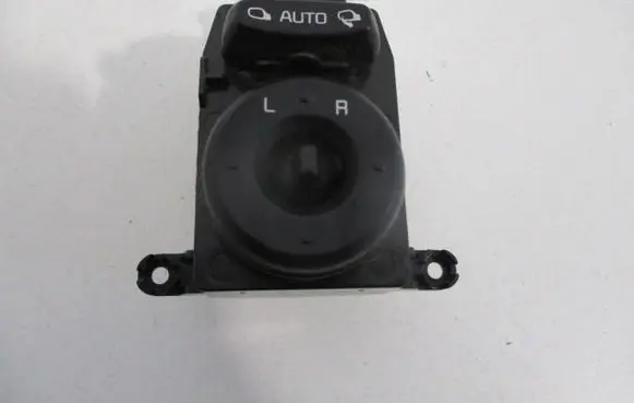 KIA Carens III Wing mirror switch 93540-A4000