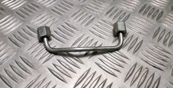Fuel injector supply line/pipe