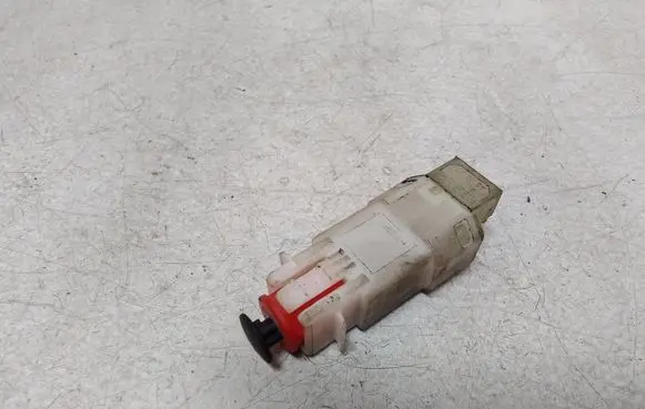 Clutch pedal sensor