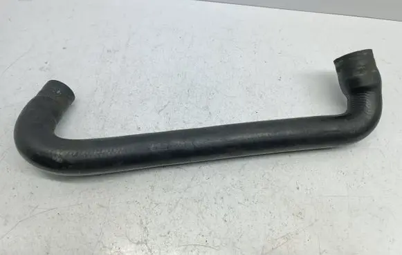 Volkswagen Touareg I Engine coolant pipe/hose 7L6121063D 110307 PXO110307