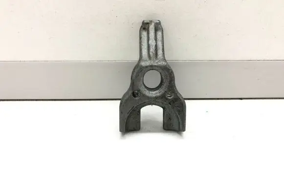 BMW 5 F10 F11 Fuel Injector clamp holder