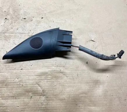 Volkswagen PASSAT B5 Front door high frequency speaker 3B0837
