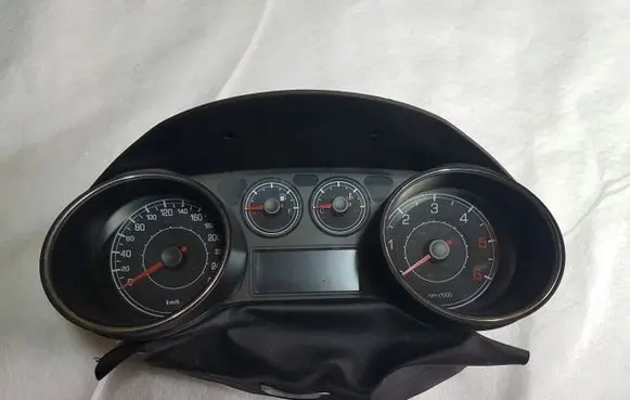 Fiat Bravo Speedometer (instrument cluster) 51820214