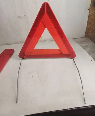 Volvo XC70 Emergency warning sign 27R03278