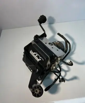BMW 5 E60 E61 ABS Pump 6769705 6769703