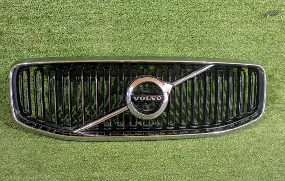 Volvo XC60 Front grill 31425533