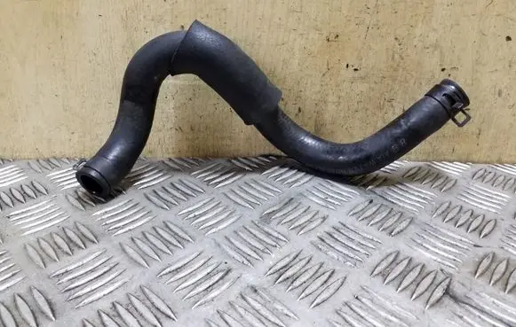 KIA Sorento Engine coolant pipe/hose