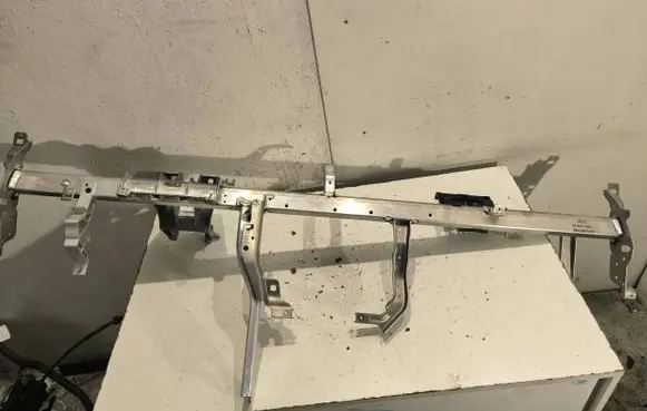 Mercedes-Benz E W212 Dashboard cross member/frame bar A2126800188
