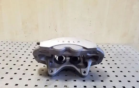 Tesla Model 3 Front brake caliper 104462100F
