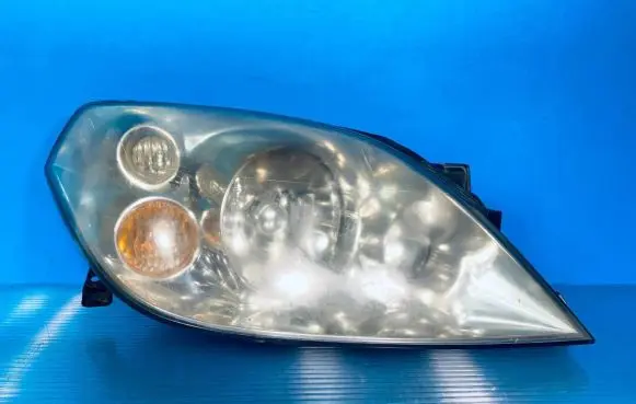 Nissan Primera Headlight/headlamp 1EJ23801002
