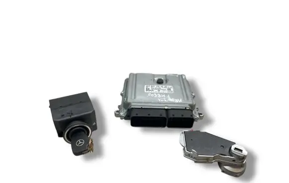 Mercedes-Benz E W211 Engine ECU kit and lock set A6421504979 0281012404 A2034621130