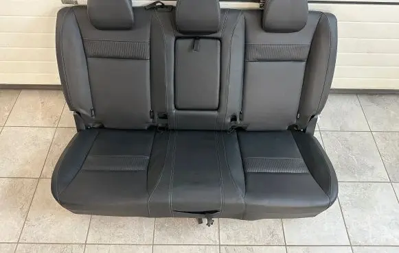 Ford Ranger Rear seat 