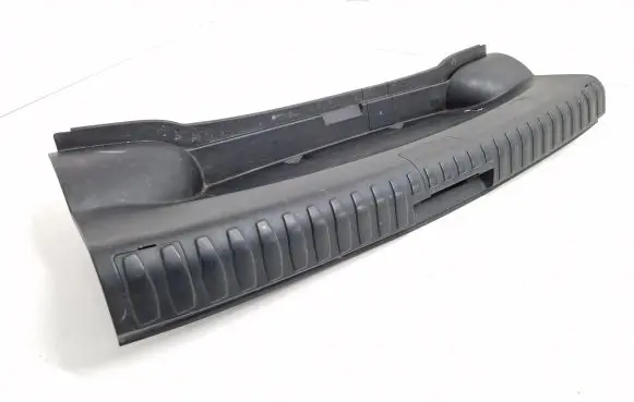 BMW 1 E81 E87 Trunk/boot sill cover protection 7123335 60829010 30E00409