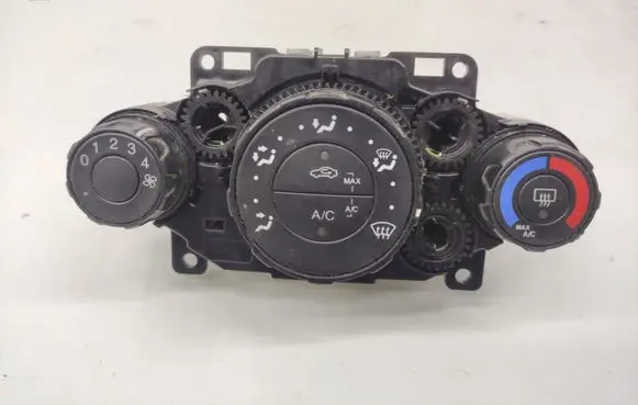 Ford Fiesta Climate control unit 8A6118549