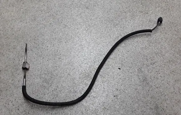 Mercedes-Benz GLC X253 C253 Exhaust gas temperature sensor A0009058705