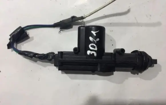 Ford Transit Central locking motor 932037992