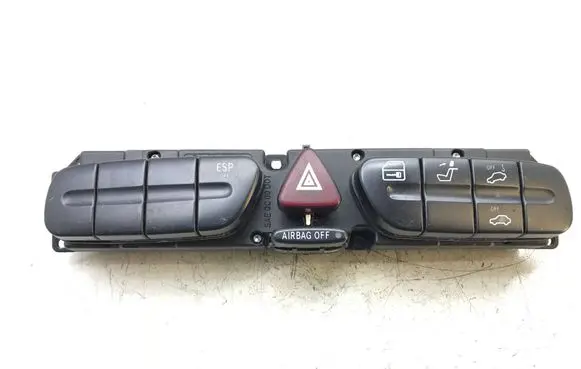 Mercedes-Benz C W203 Hazard light switch 2038209310 K3340