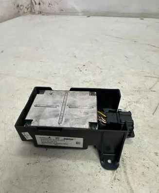 Audi A6 S6 C6 4F Sound amplifier 4F0035223B 426012