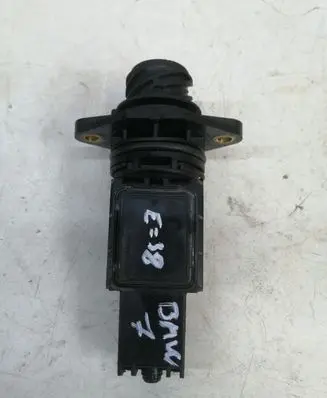 BMW 7 E38 Mass air flow meter