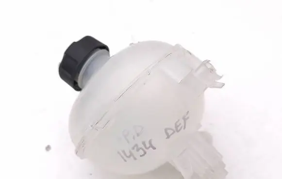 Opel Frontera Coolant expansion tank/reservoir 9862029280
