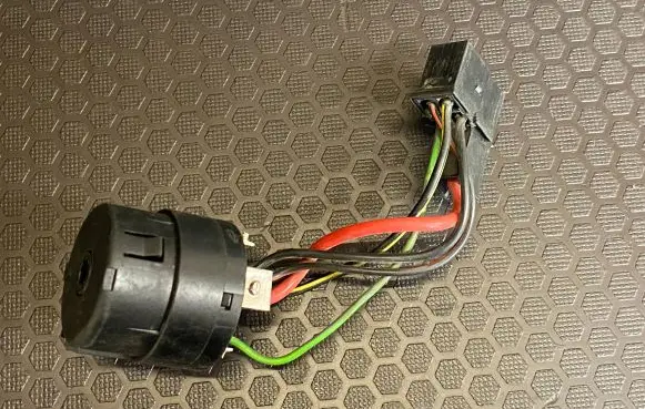Mercedes-Benz Sprinter W901 W902 W903 W904 Ignition lock contact A0005458108