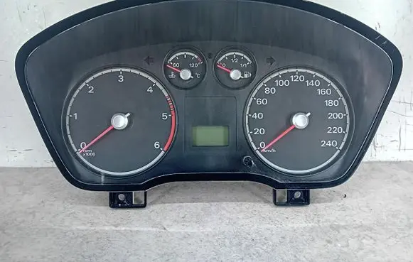Ford Focus Speedometer (instrument cluster) 4M5T10849CL