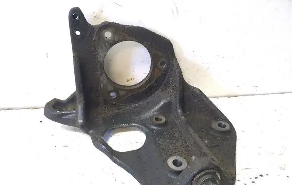 Volvo S70 V70 V70 XC Fuel pump bracket 074130147C