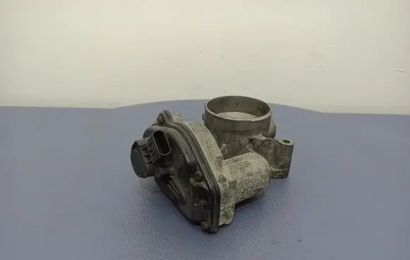 Ford Focus C-MAX Throttle body valve VP45U9E927A