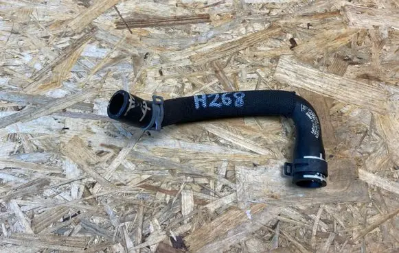 Porsche Panamera (971) Engine coolant pipe/hose 971122109E