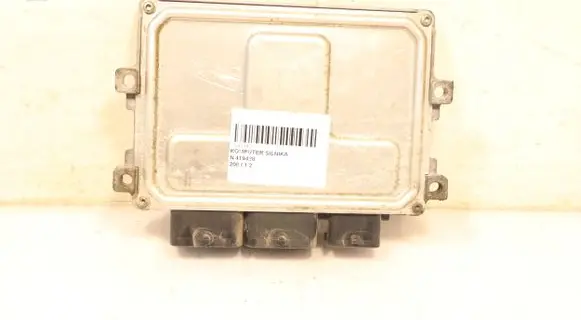 Peugeot 208 Engine control unit/module ECU 131360450