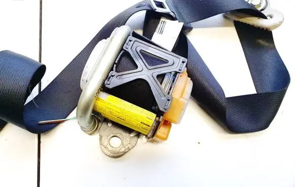 Mazda CX-7 Front seatbelt tkaf2h849 adc90671