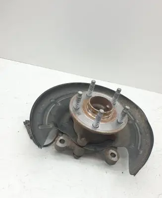 Chevrolet Volt II Rear wheel hub 031733136 13507454 2410400000000N