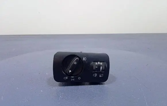 Seat Leon (1M) Light switch 1M1941531K