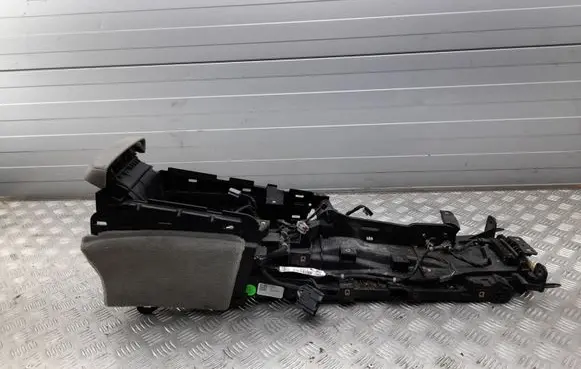 Cadillac CTS Center console 23170019 812724086