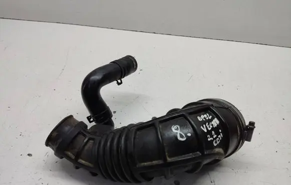 Opel Vectra C Air intake hose/pipe 90528773 1301637