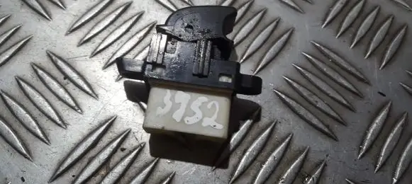 Mazda 6 Electric window control switch 3583v39 358-3v39