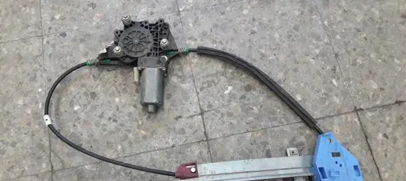 Ford Mondeo MK II Front window lifting mechanism without motor 93BBF27001B