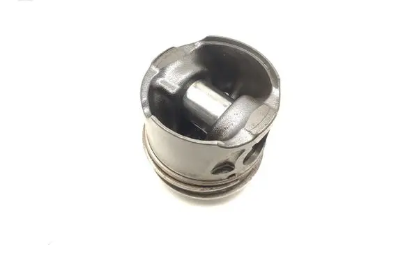 Ford Kuga I Piston 